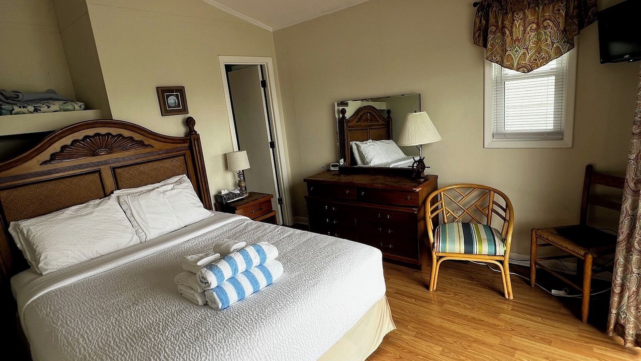 Photo of Bedroom in Ocean Isle Beach