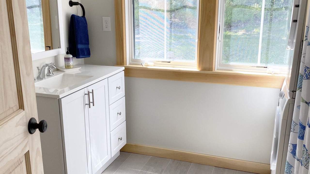 Photo of Bathroom in Isle of Springs