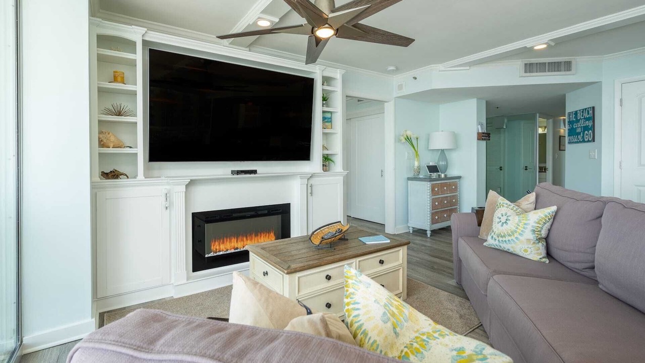 Photo of Livingroom in Arcadian Shores
