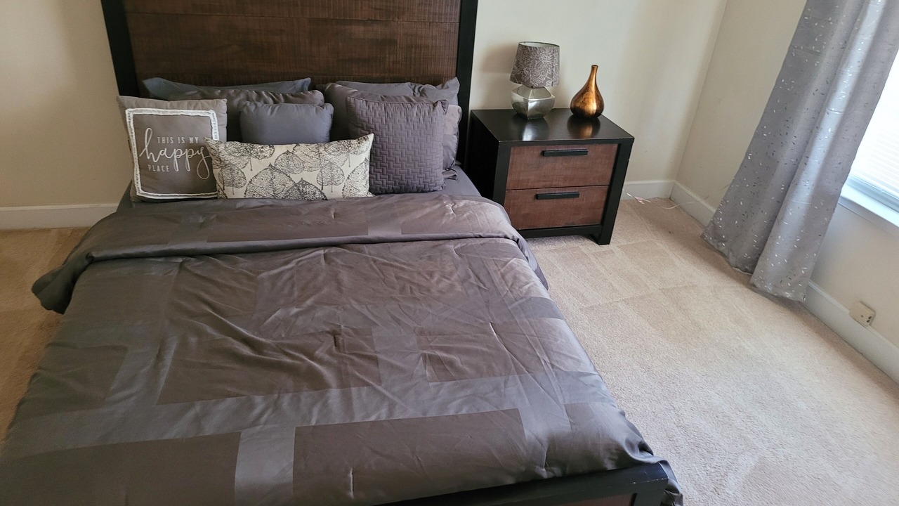 Photo of Bedroom in Gaithersburg