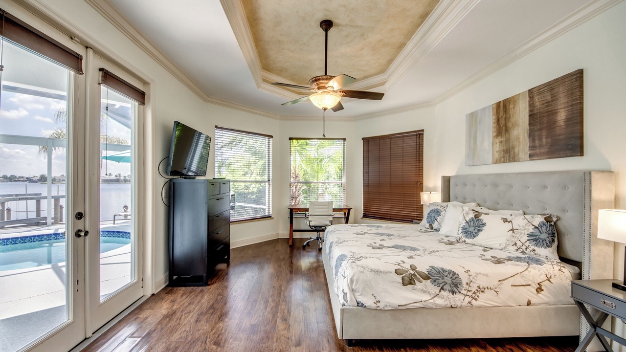 Photo of Bedroom in Eight Lakes