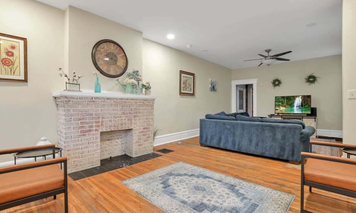 Photo of Livingroom in Downtown Columbus