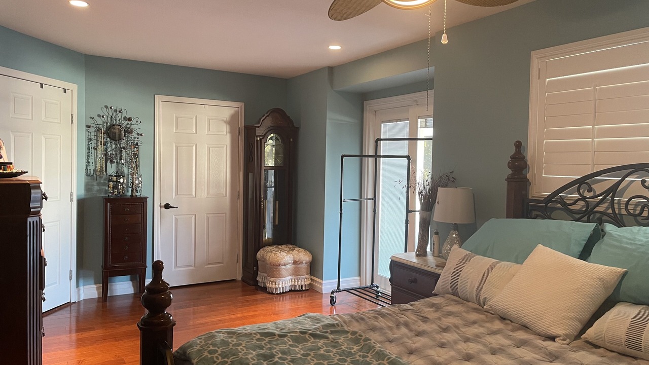 Photo of Bedroom in Okanagan-Similkameen