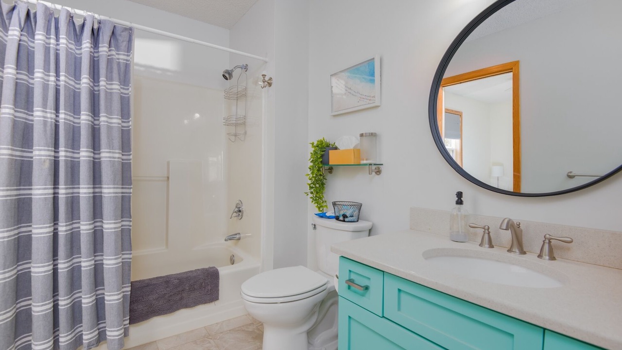 Photo of Bathroom in Manteo