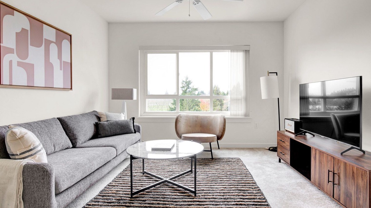 Photo of Livingroom in West Bellevue