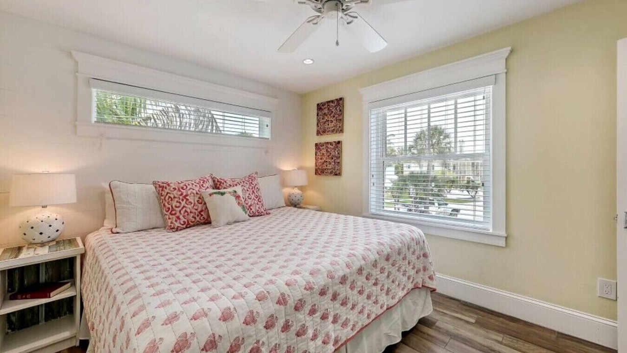 Photo of Bedroom in Siesta Key Village