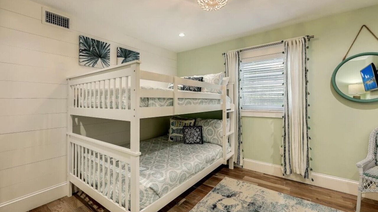 Photo of Bedroom in Siesta Key Village