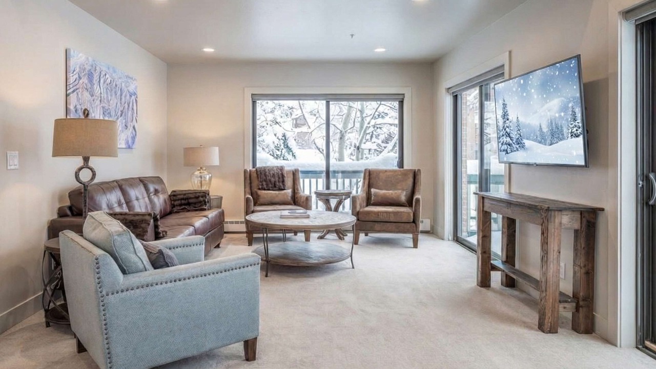 Photo of Livingroom in North Park City