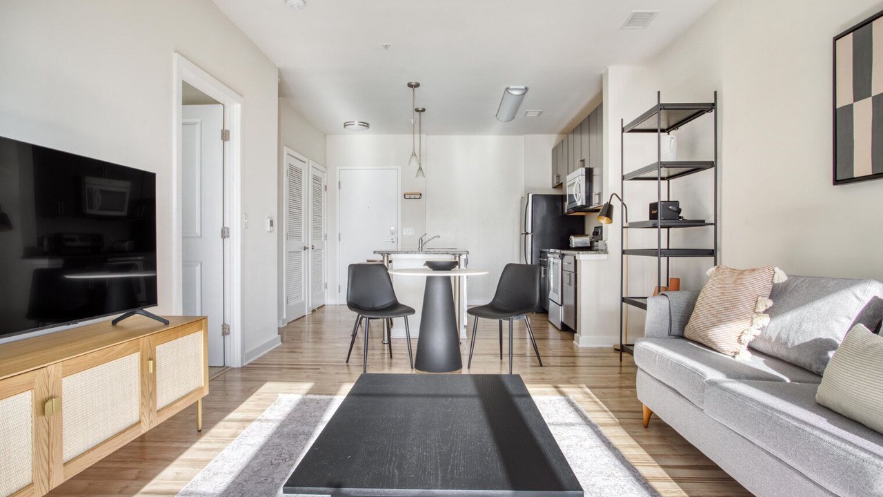 Photo of Livingroom in Near Northeast