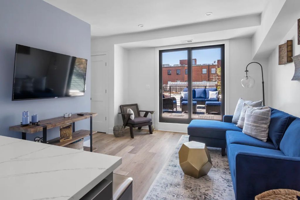 Photo of Livingroom in Old Town Alexandria