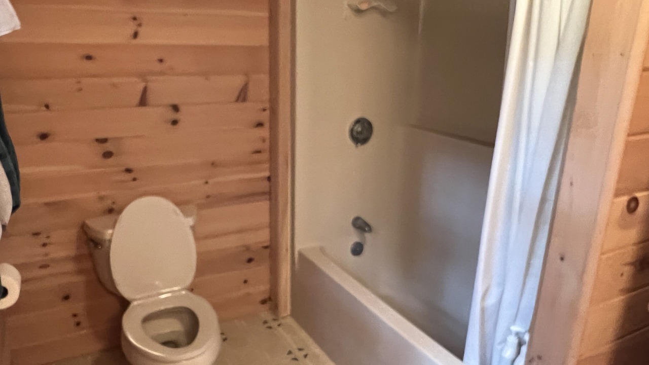 Photo of Bathroom in Bowerbank