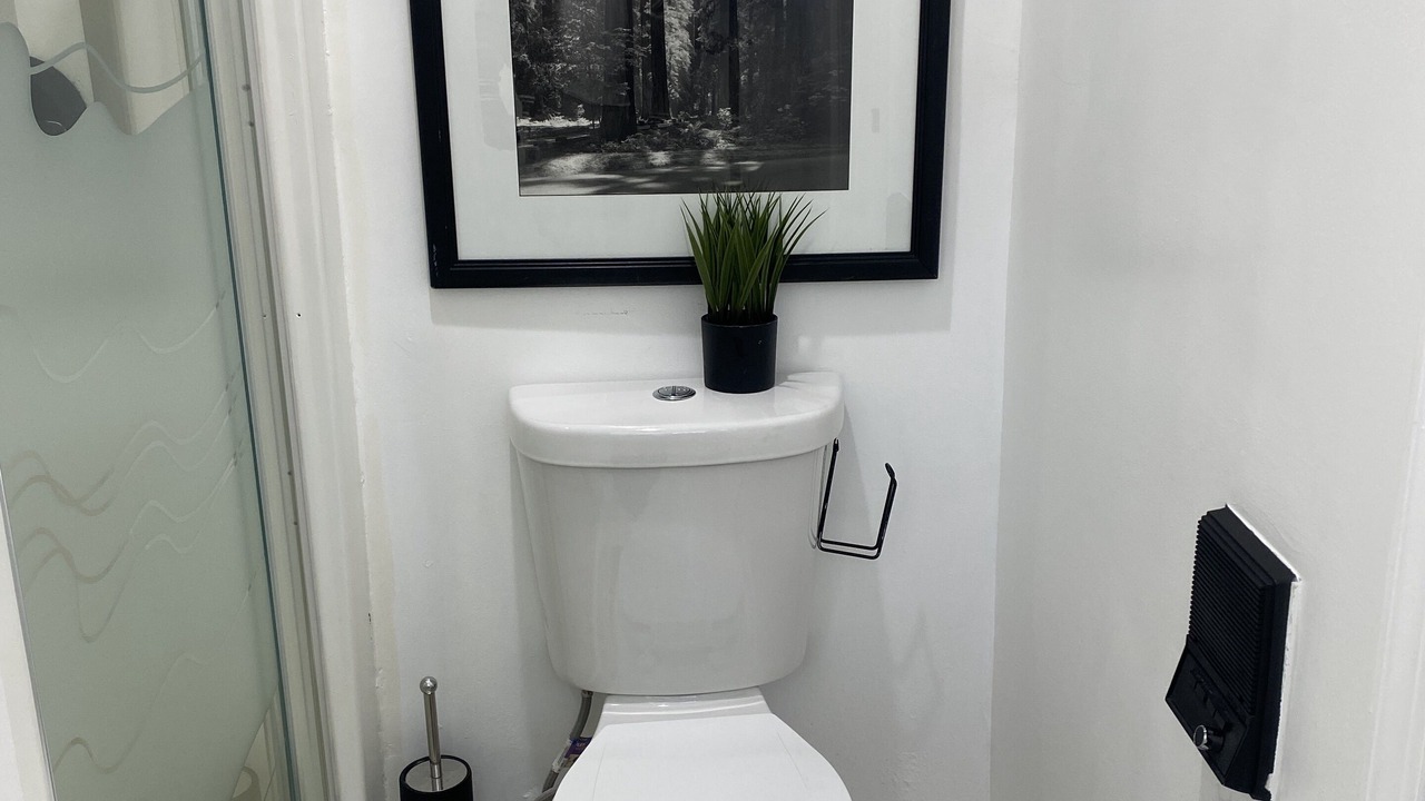 Photo of Bathroom in Haymarket