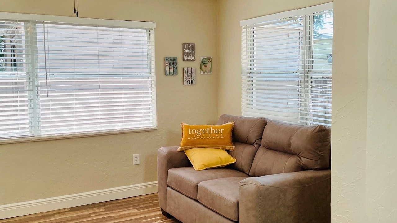 Photo of Livingroom in Riverview Estates