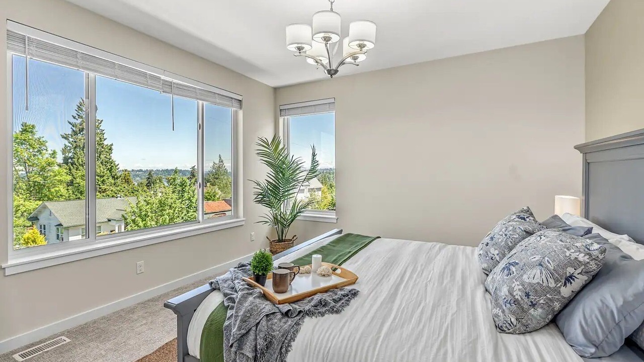 Photo of Bedroom in Seattle Metro Area