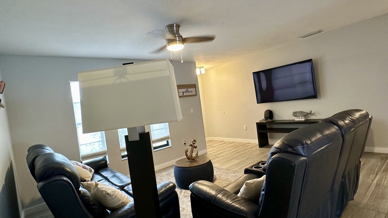 Photo of Livingroom in South Gate Ridge