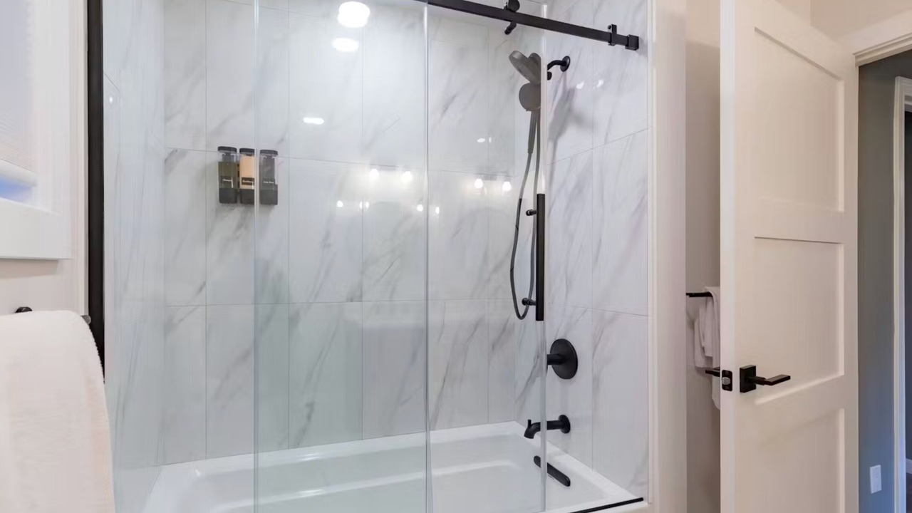 Photo of Bathroom in Leschi