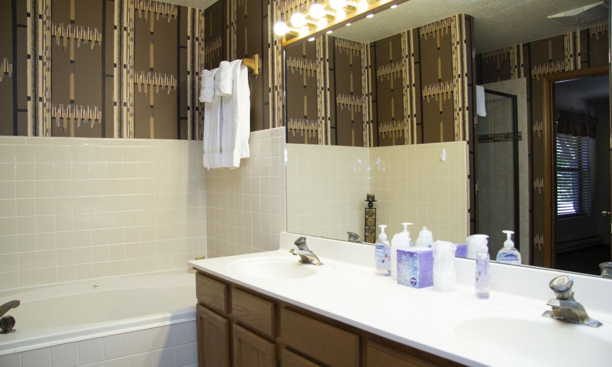 Photo of Bathroom in Pinetop