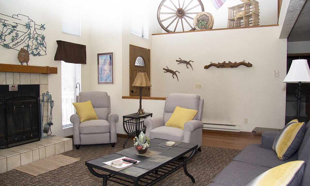 Photo of Livingroom in Pinetop