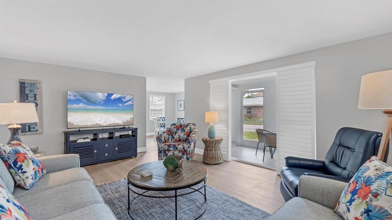Photo of Livingroom in Siesta Key