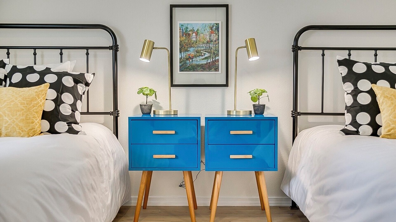 Photo of Bedroom in Sunset