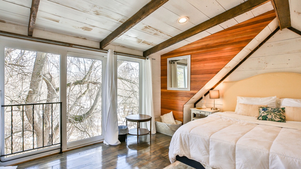 Photo of Bedroom in Leesburg
