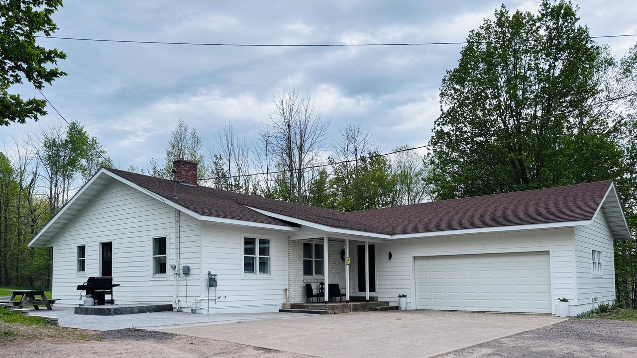 Photo of Outdoor in Houghton
