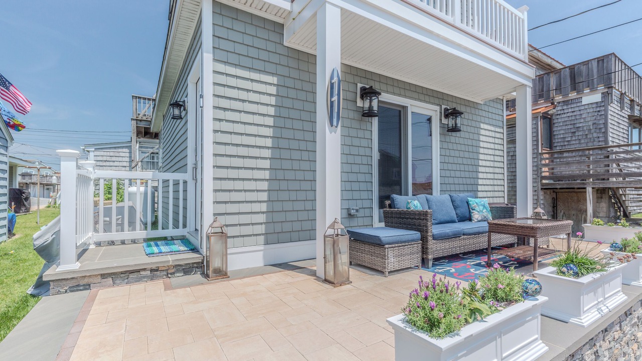 Photo of Patio Balcony in Breakwater Village