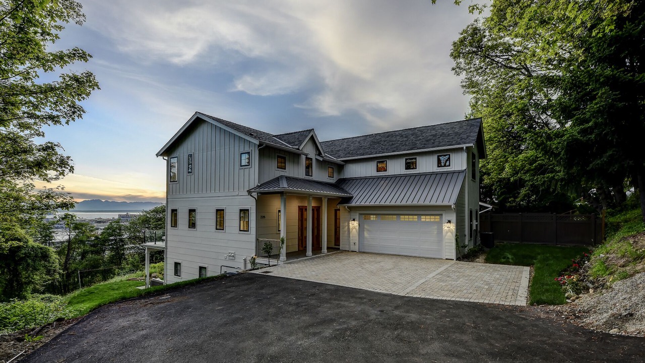 Photo of Outdoor in North Beacon Hill
