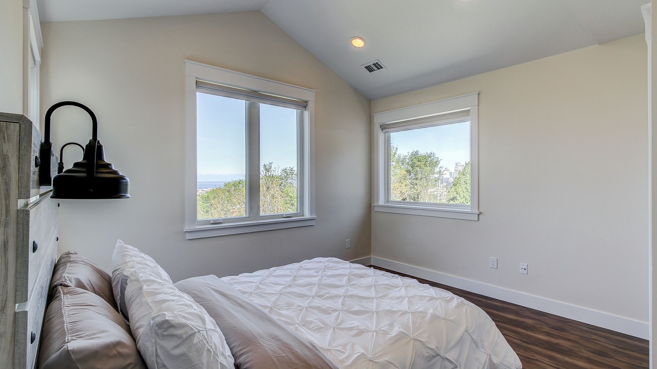 Photo of Bedroom in North Beacon Hill