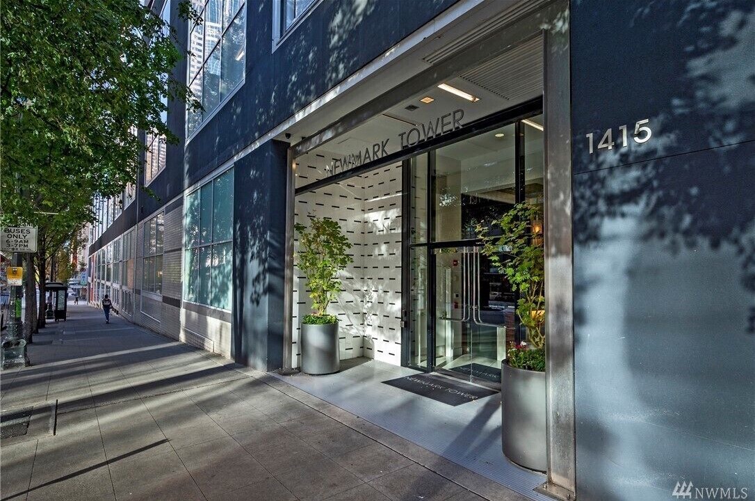 Photo of Outdoor in Downtown Seattle