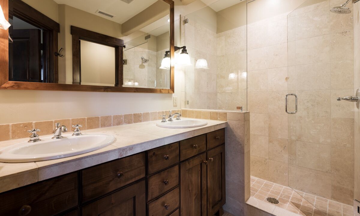 Photo of Bathroom in North Park City