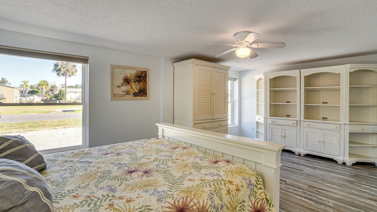Photo of Bedroom in Englewood South