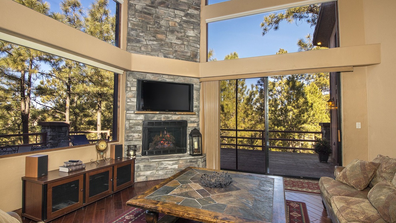 Photo of Livingroom in Flagstaff