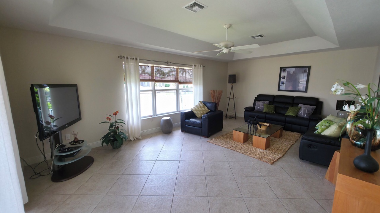 Photo of Livingroom in Pelican