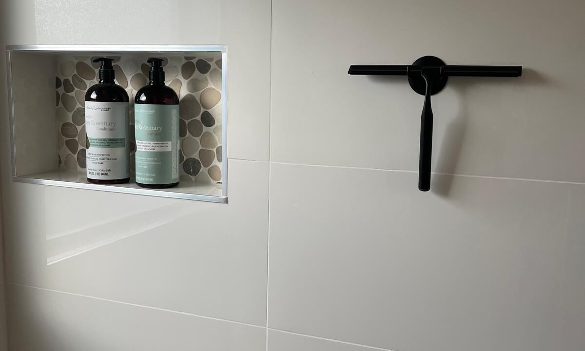 Photo of Bathroom in Oakpoint