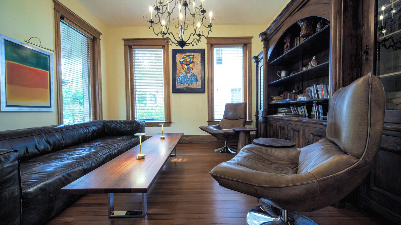 Photo of Livingroom in 16th Street Heights