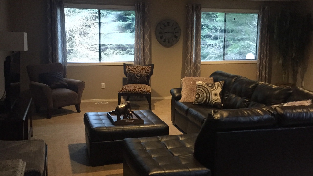Photo of Livingroom in Woodinville