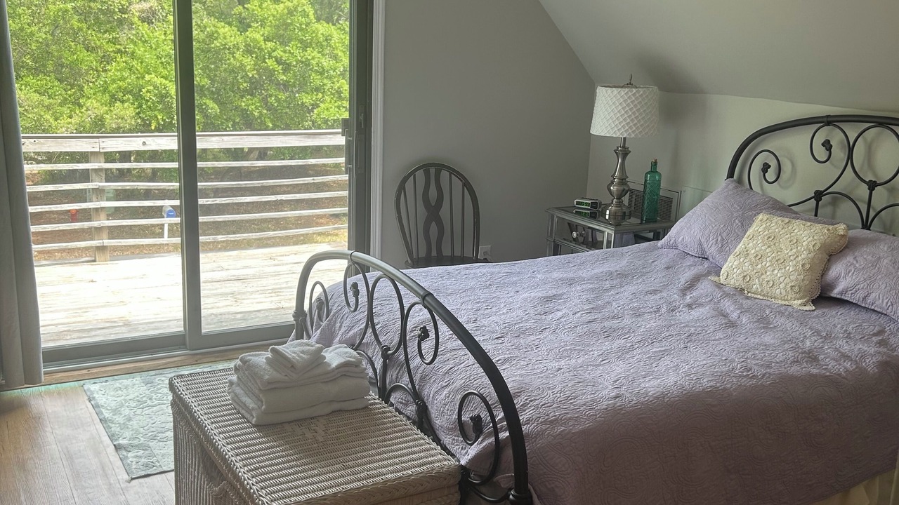 Photo of Bedroom in Southern Shores