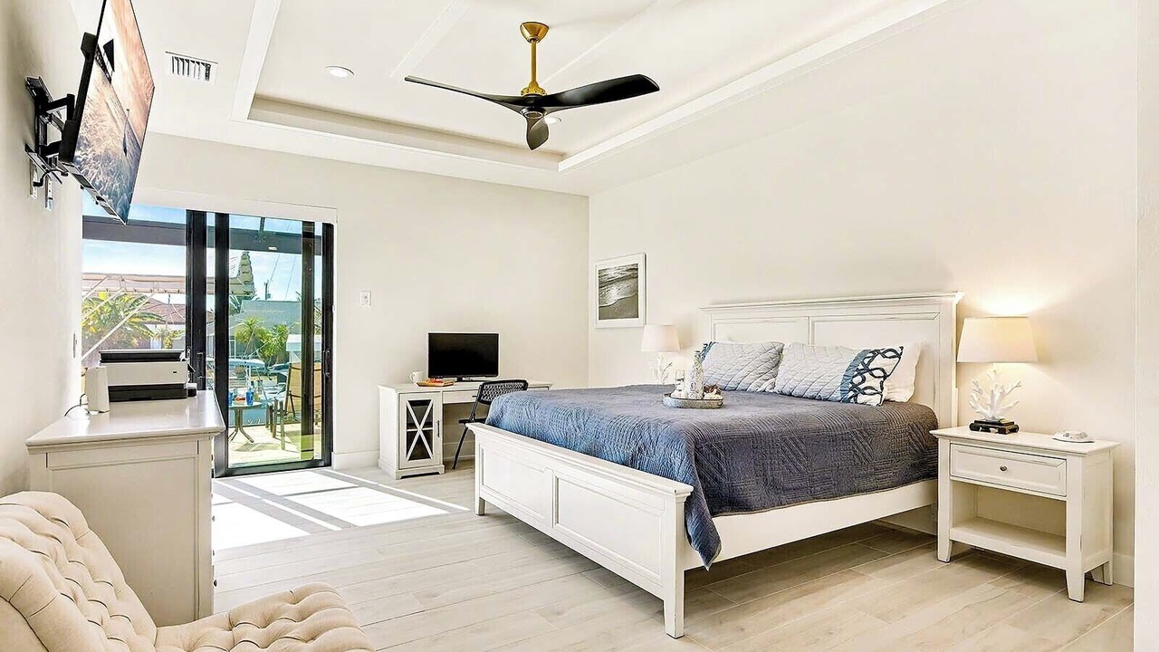 Photo of Bedroom in Pelican