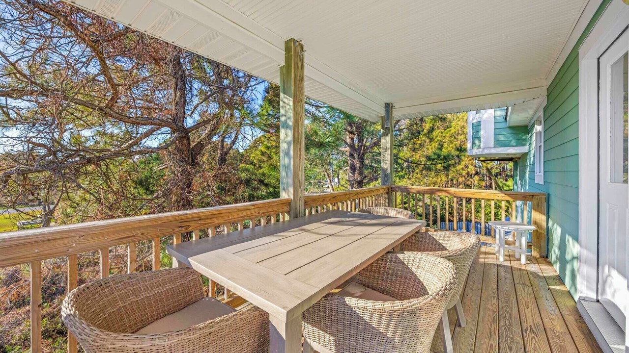 Photo of Patio Balcony in Rodanthe