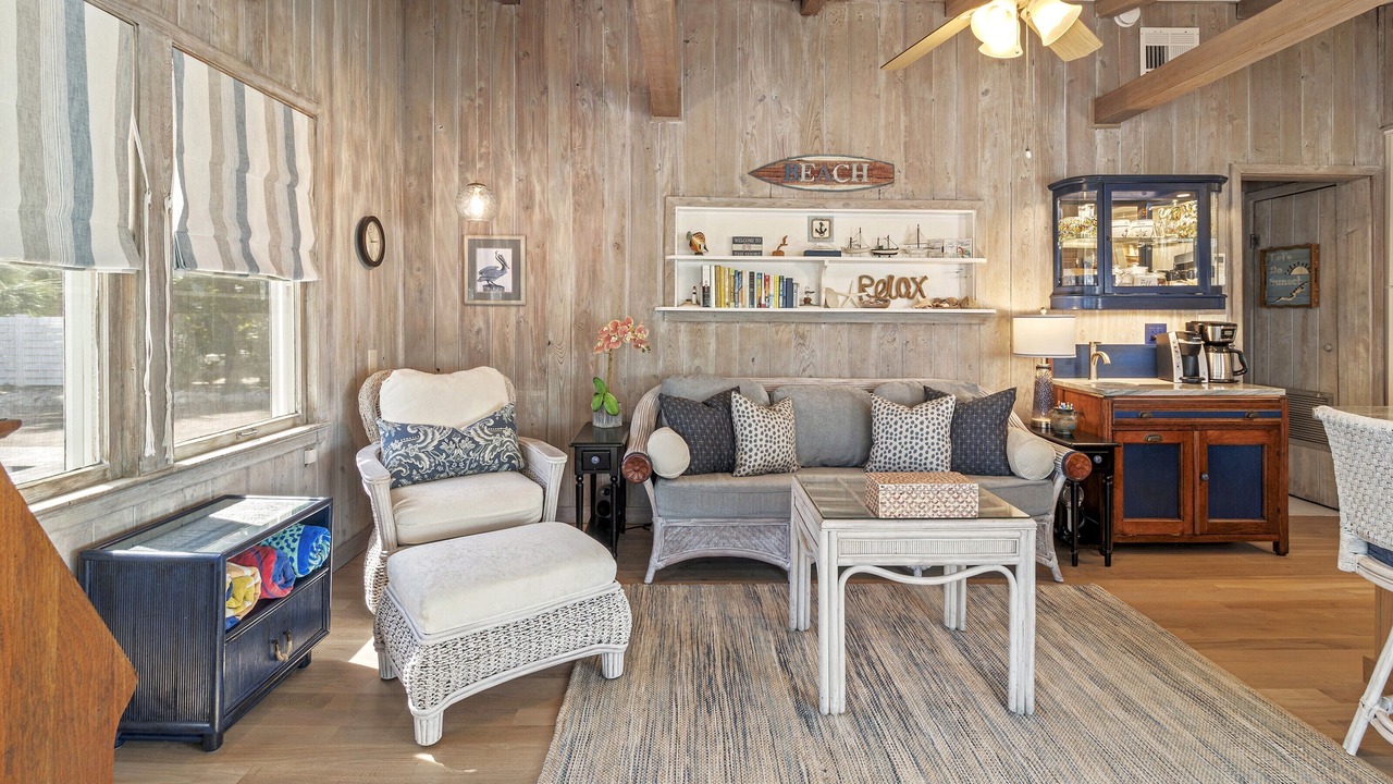 Photo of Livingroom in Siesta Key