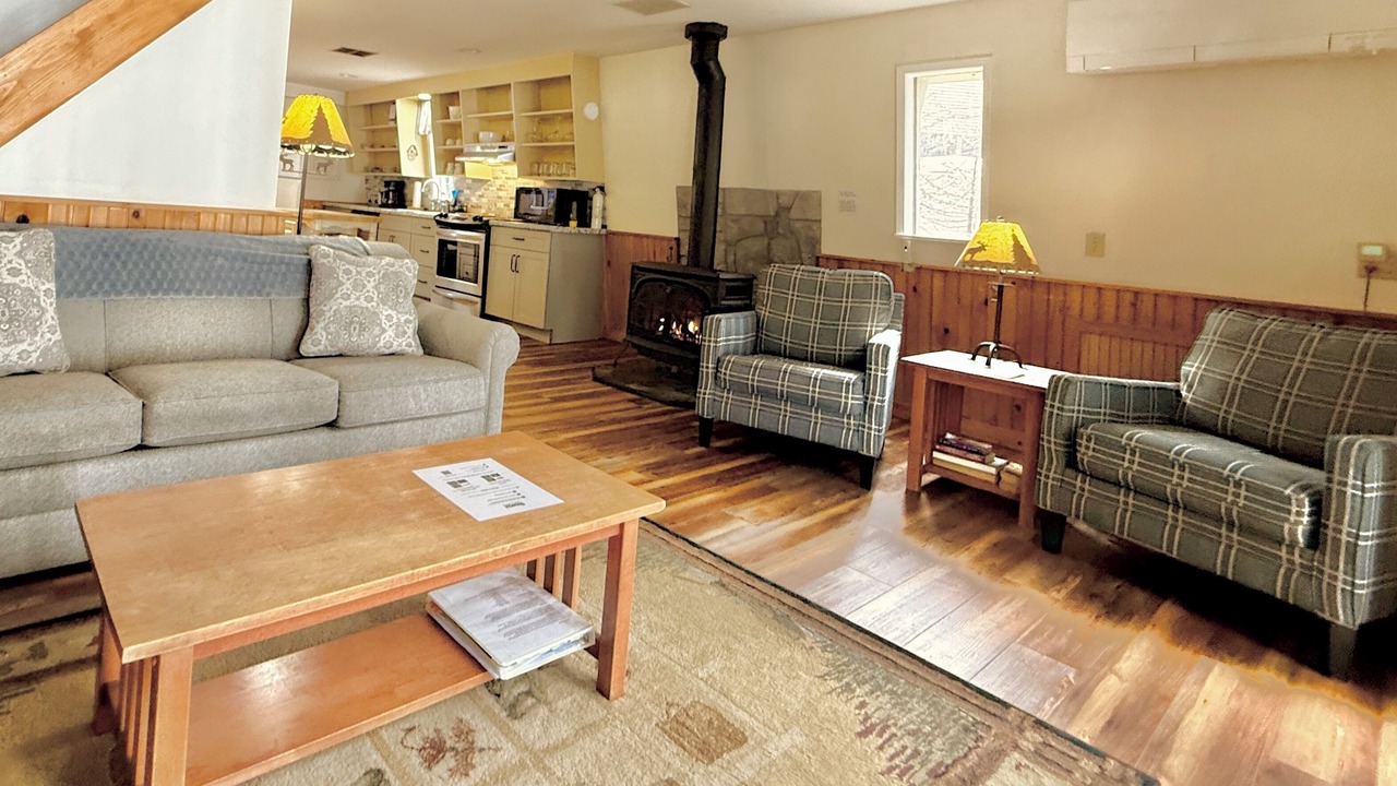 Photo of Livingroom in Beaver Cove