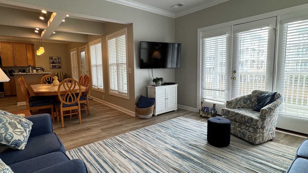 Photo of Livingroom in Ocean Isle Beach