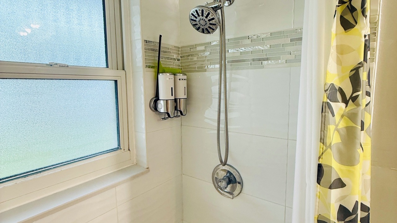 Photo of Bathroom in Bayou Oaks