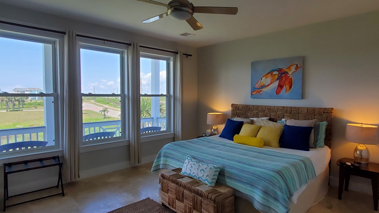 Photo of Bedroom in Galveston