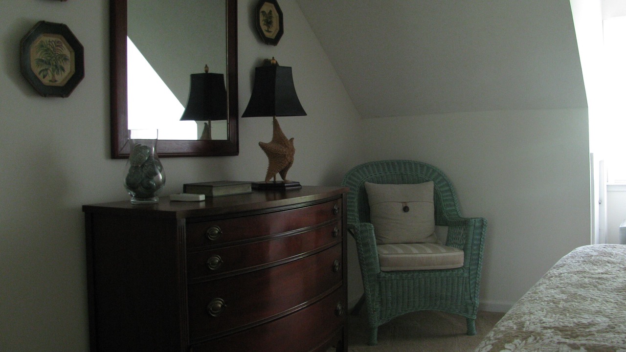 Photo of Bedroom in Manteo