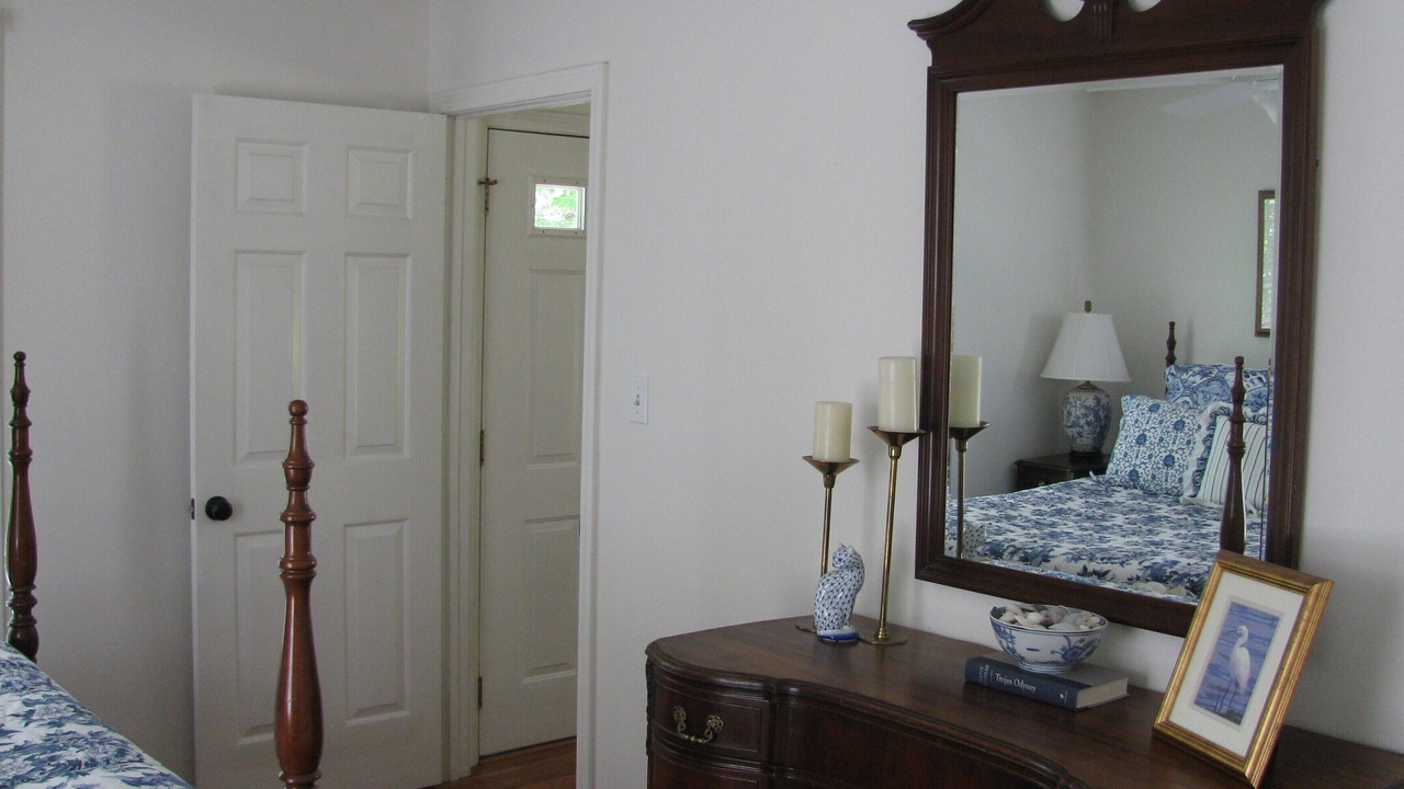 Photo of Bedroom in Manteo