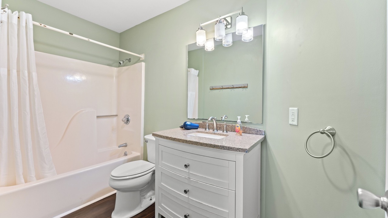Photo of Bathroom in Cherry Grove Beach