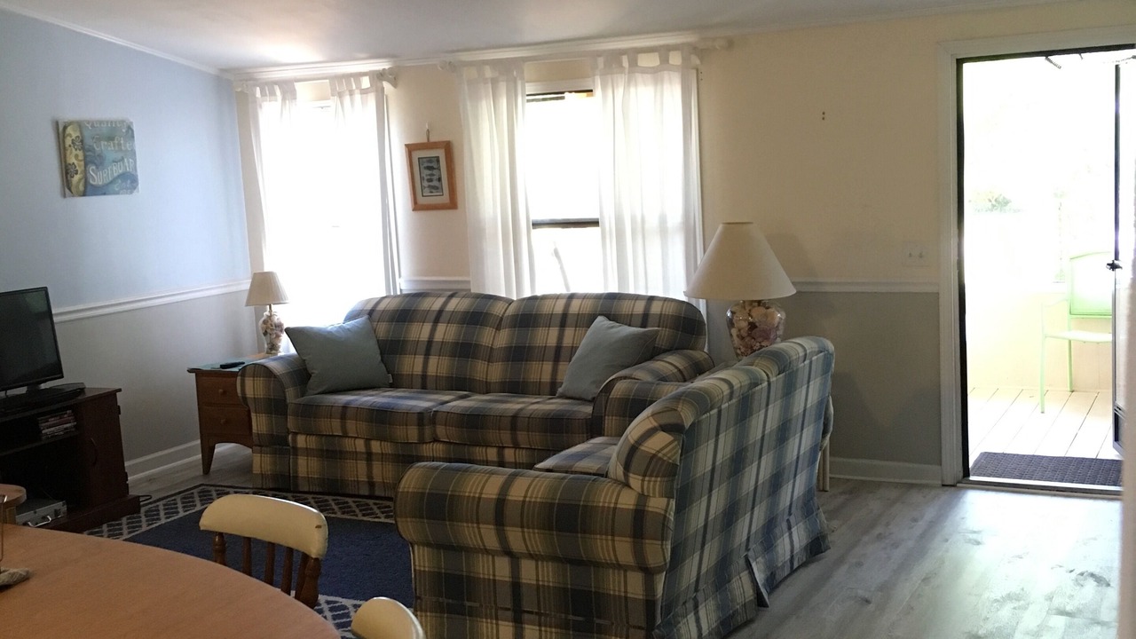 Photo of Livingroom in Ocean Isle Beach