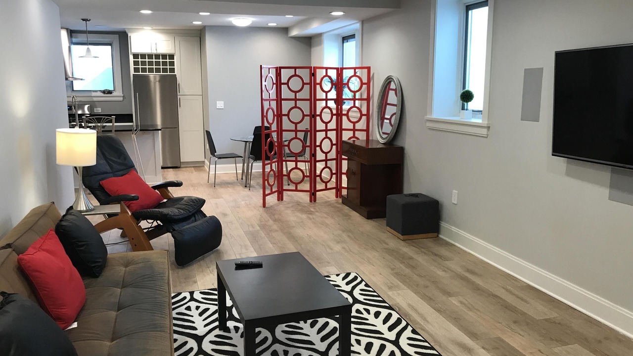 Photo of Livingroom in Bethesda